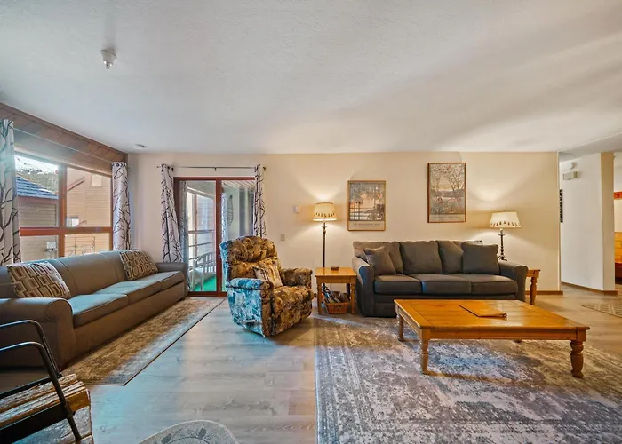 Aspen Creek By 101 Great Escapes