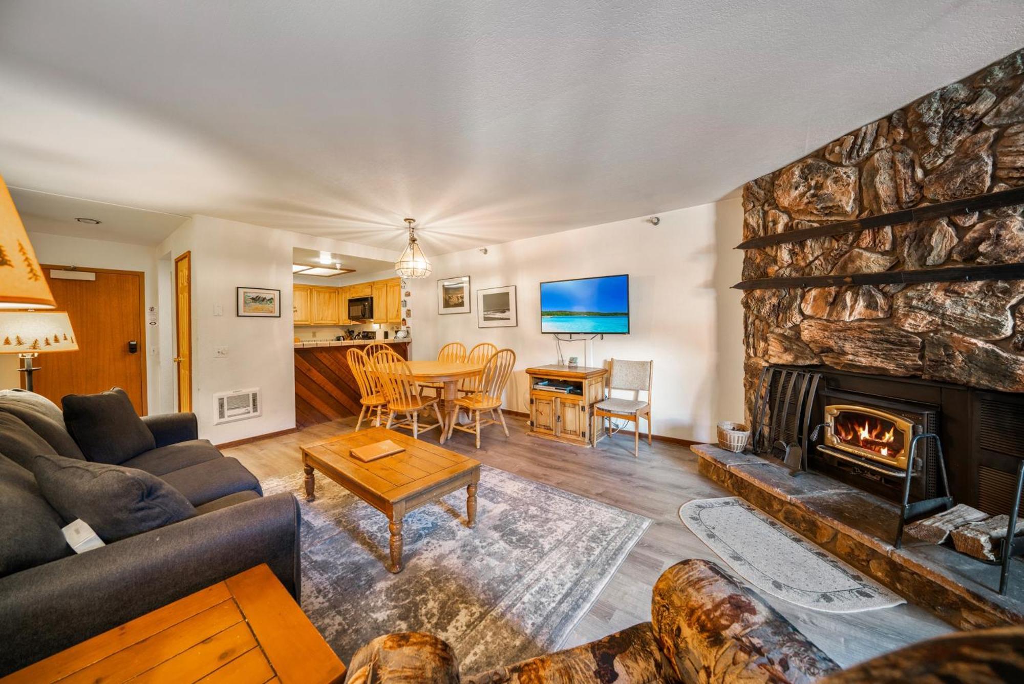 Aspen Creek By 101 Great Escapes * Mammoth Lakes