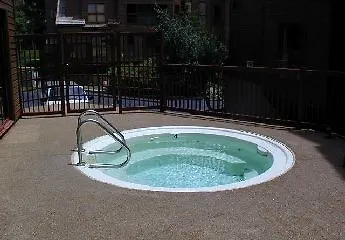 Aspen Creek By 101 Great Escapes 