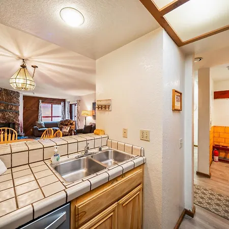 Aspen Creek By 101 Great Escapes Apartment Mammoth Lakes Room photo