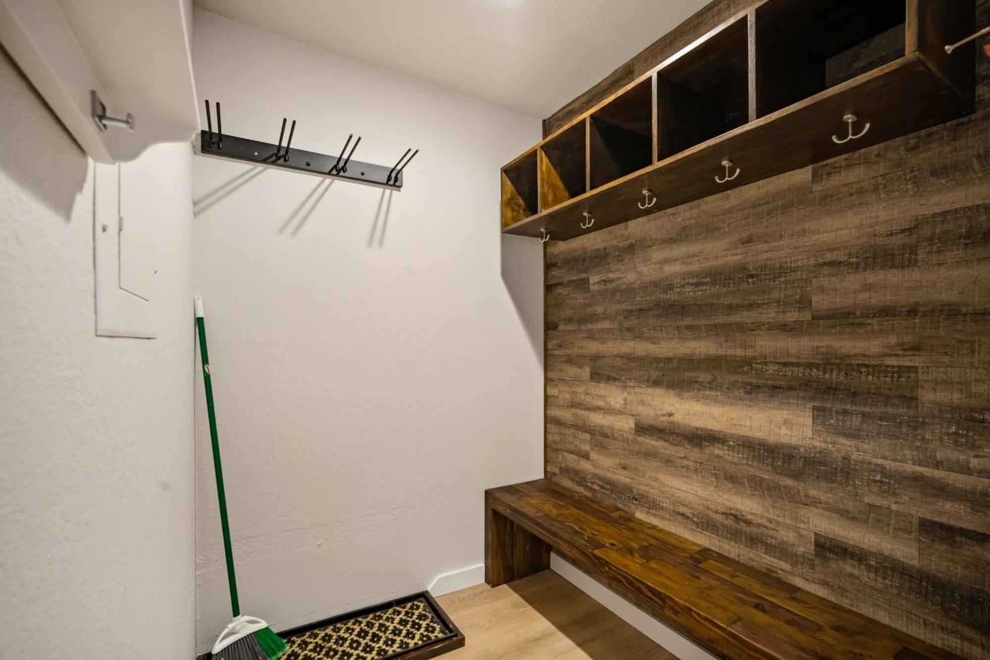 Aspen Creek By 101 Great Escapes *