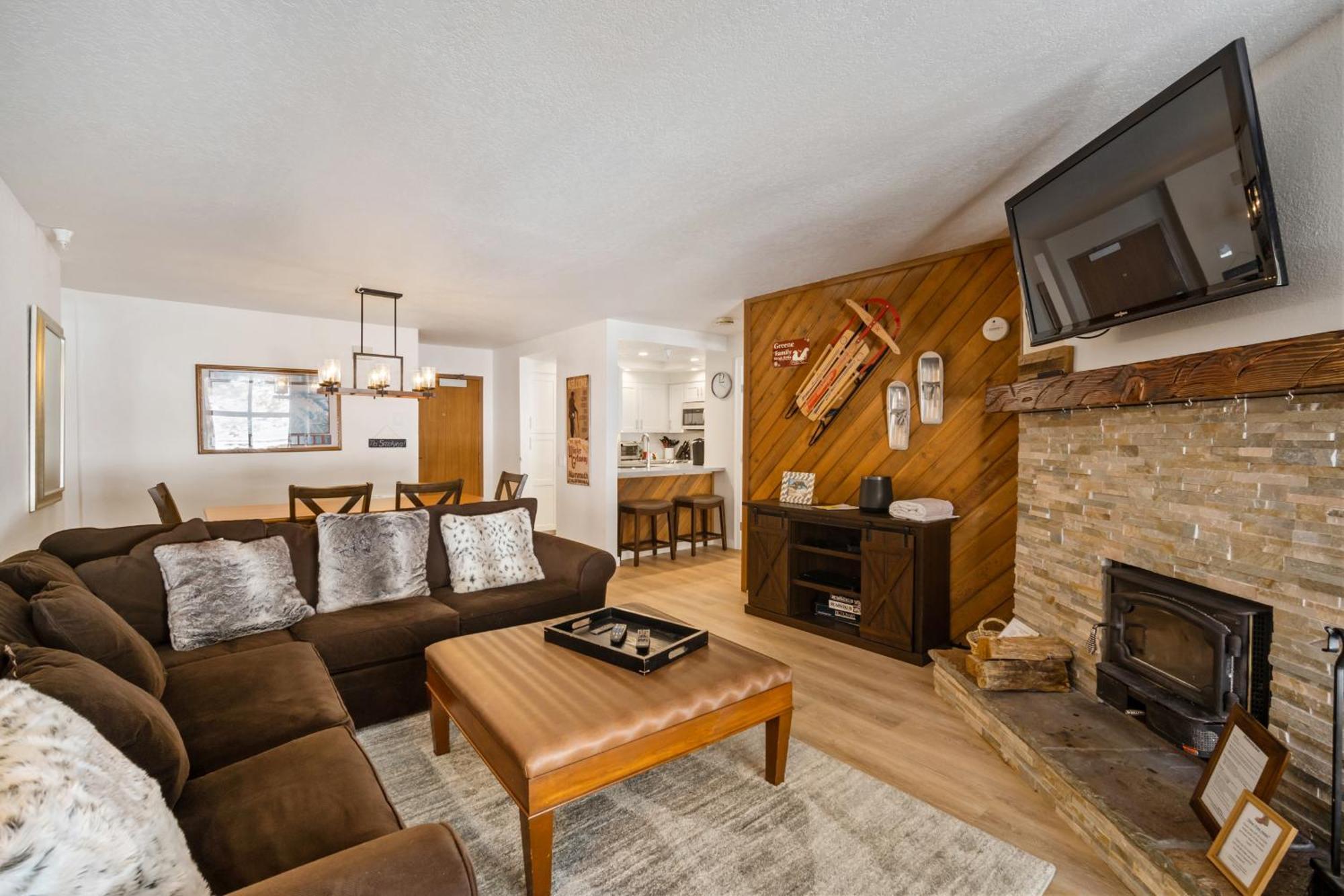 Aspen Creek By 101 Great Escapes *