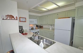 Aspen Creek By 101 Great Escapes