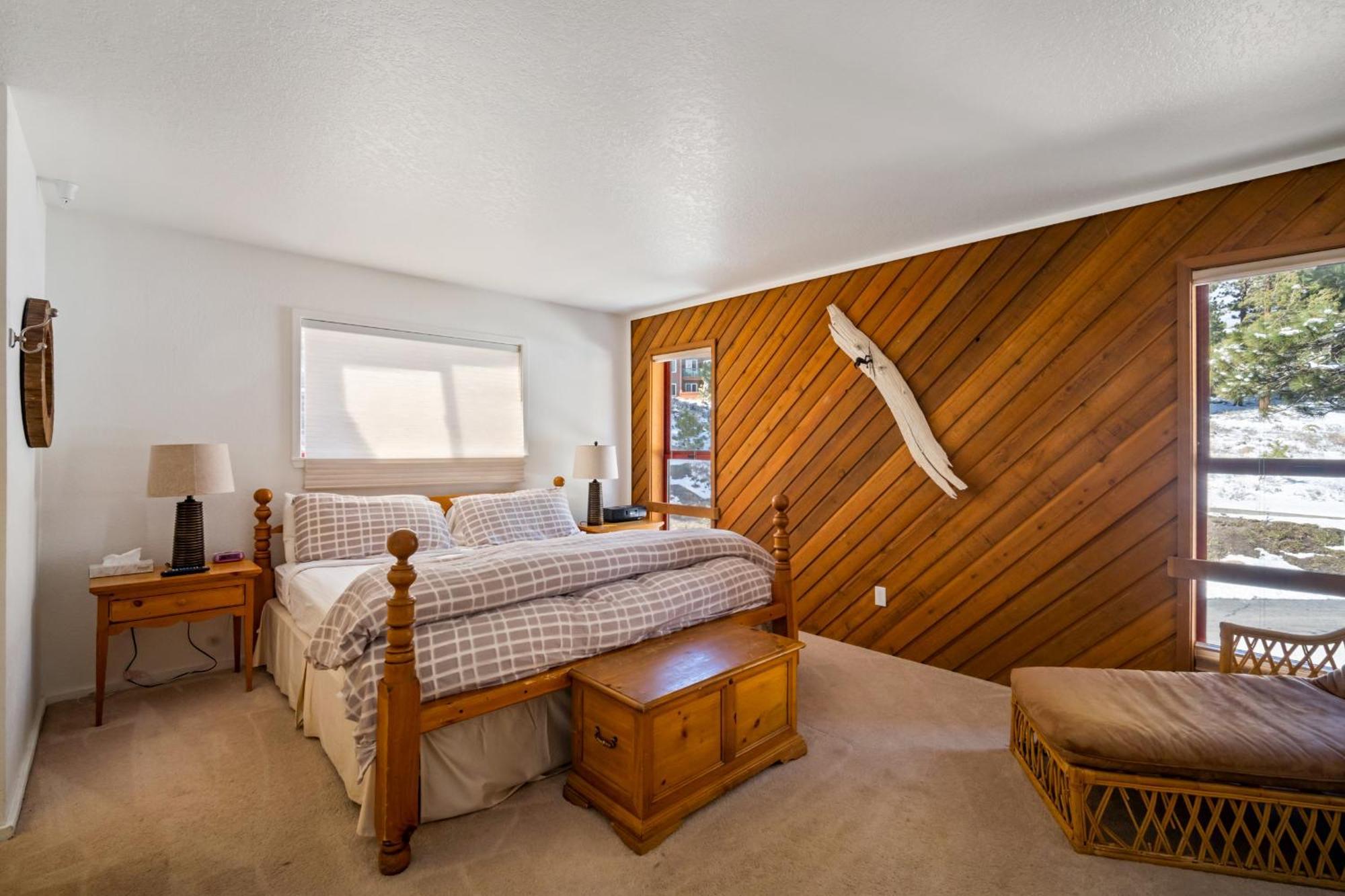 Aspen Creek By 101 Great Escapes